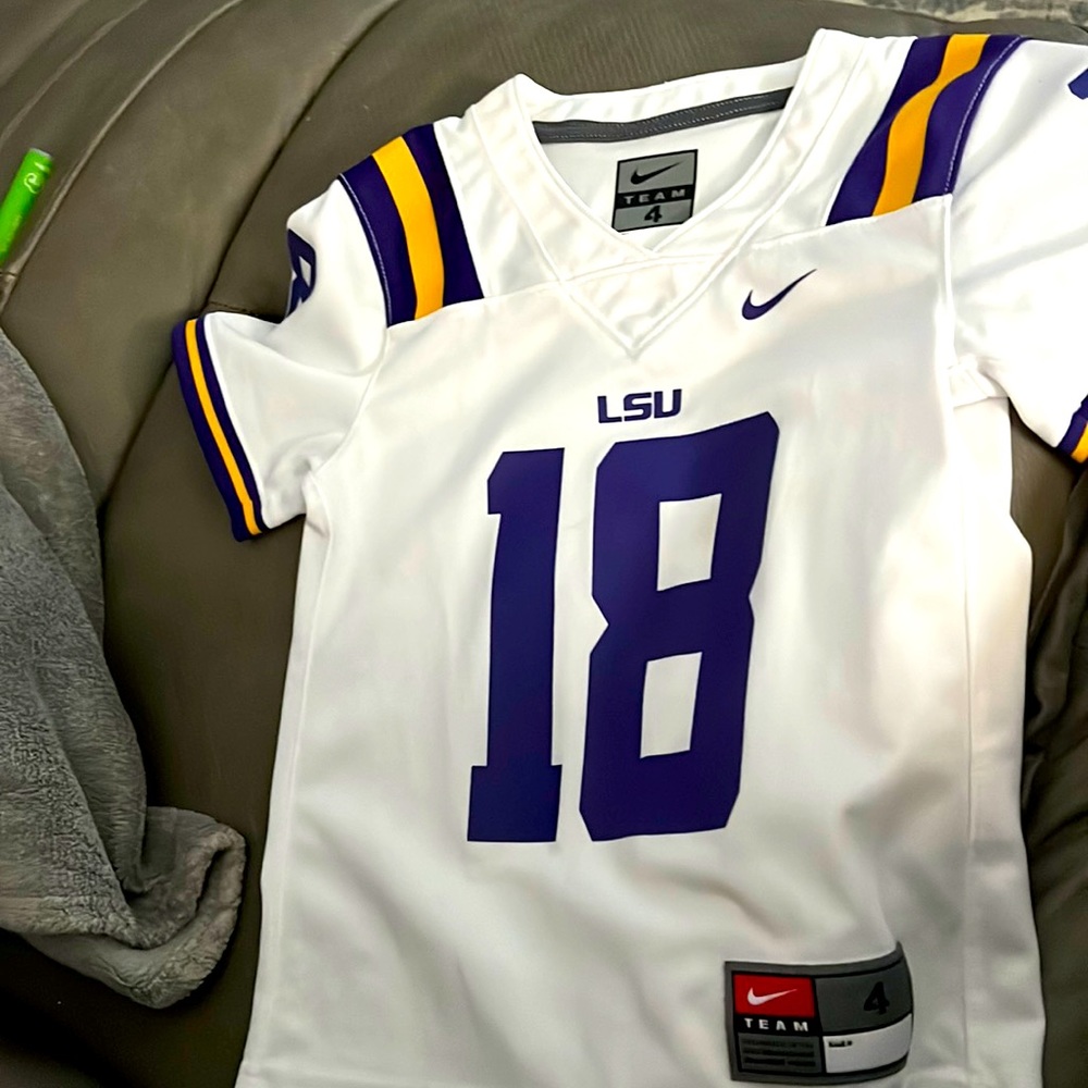 Nike LSU size 4 boys Jersey